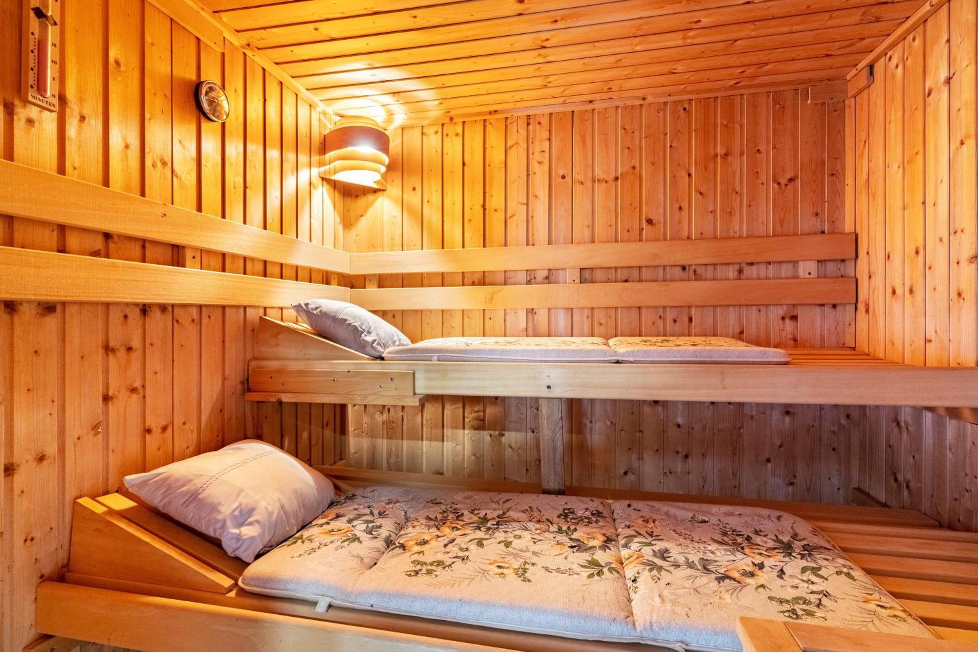 Ferienhaus Burghalde Mit Sauna Альпирсбах Экстерьер фото